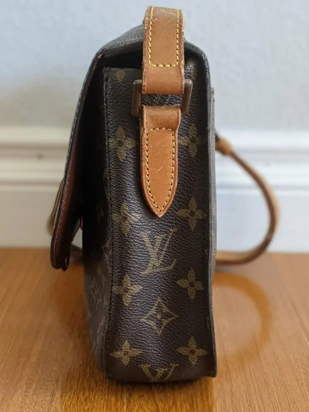 Louis Vuitton Shoulder Bag Saint Cloud